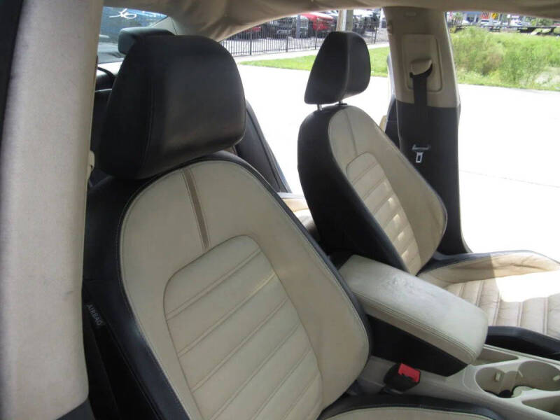 2010 Volkswagen CC Luxury