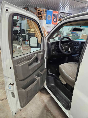 2018 GMC Savana 2500