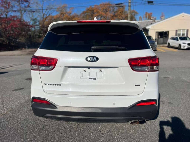2018 Kia Sorento LX