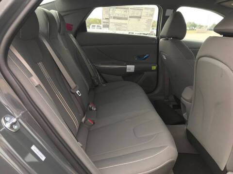 2026 Hyundai Elantra SEL Sport