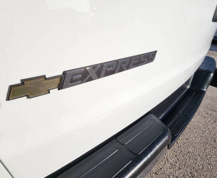 2023 Chevrolet Express 2500