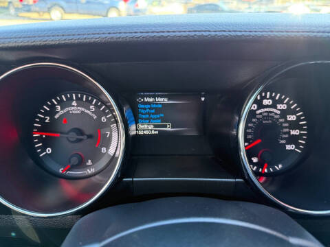 2017 Ford Mustang V6