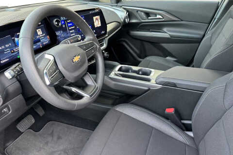 2026 Chevrolet Equinox EV LT 1