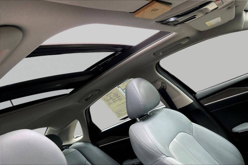 2023 Kia K5 EX
