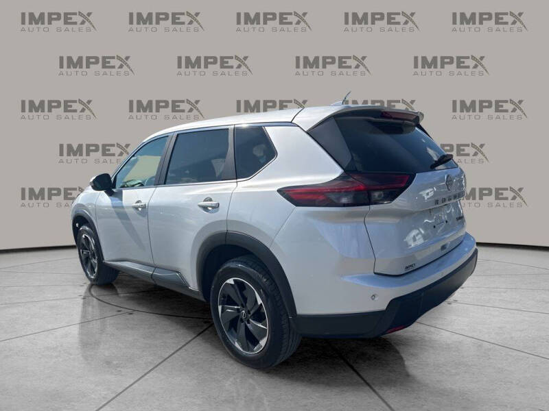 2024 Nissan Rogue SV