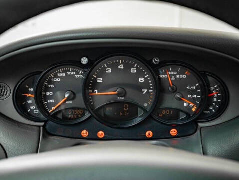 2001 Porsche 911 Carrera