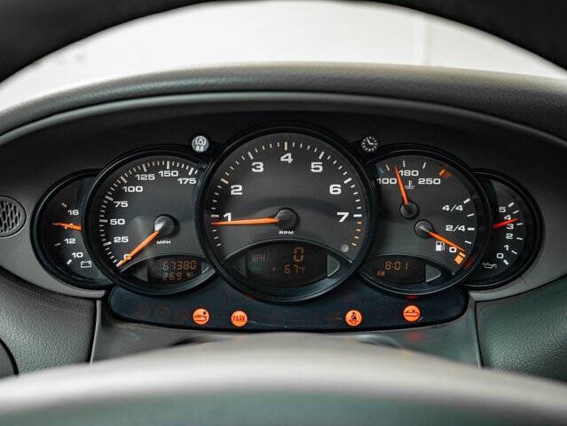 2001 Porsche 911 Carrera