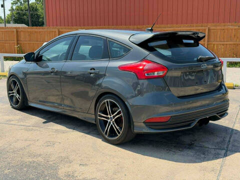 2016 Ford Focus ST
