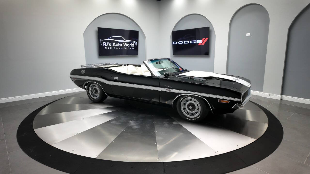 1970 Dodge Challenger 39