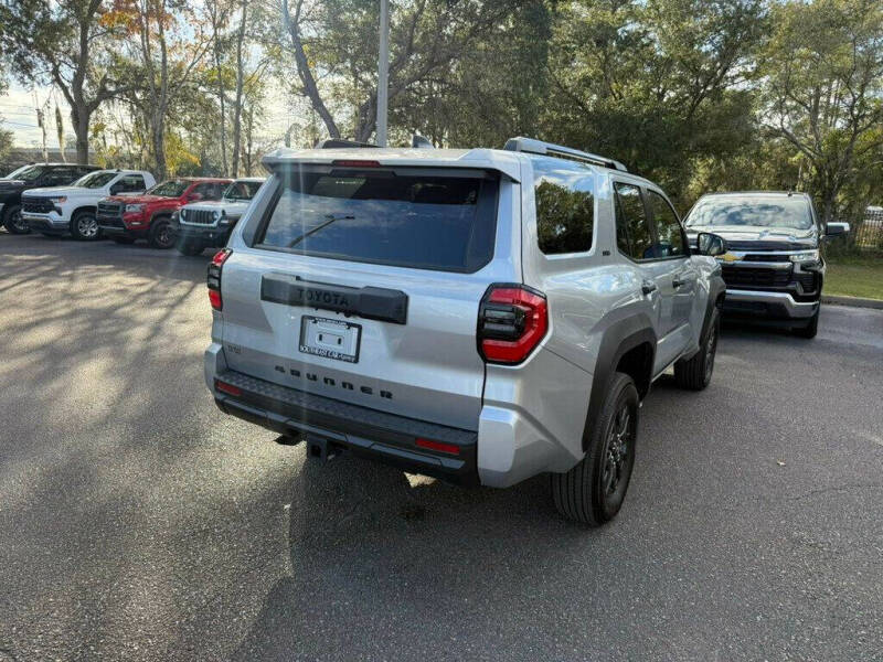2025 Toyota 4Runner SR5