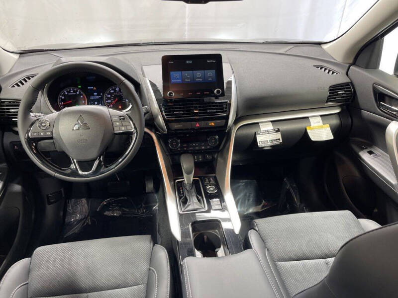 2026 Mitsubishi Eclipse Cross SE