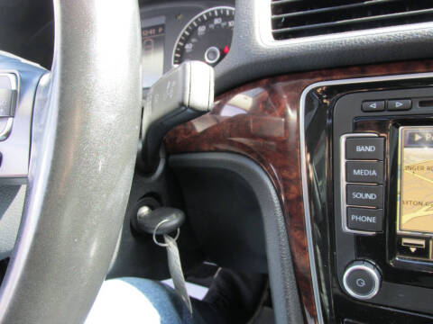 2012 Volkswagen Passat SEL PZEV