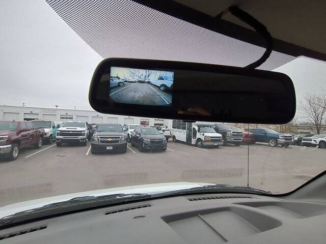 2025 Chevrolet Express 2500