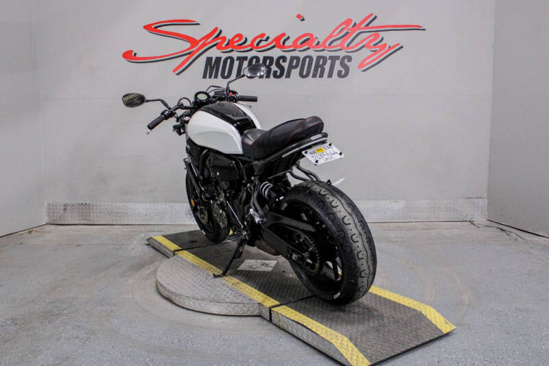 2019 Yamaha XSR700