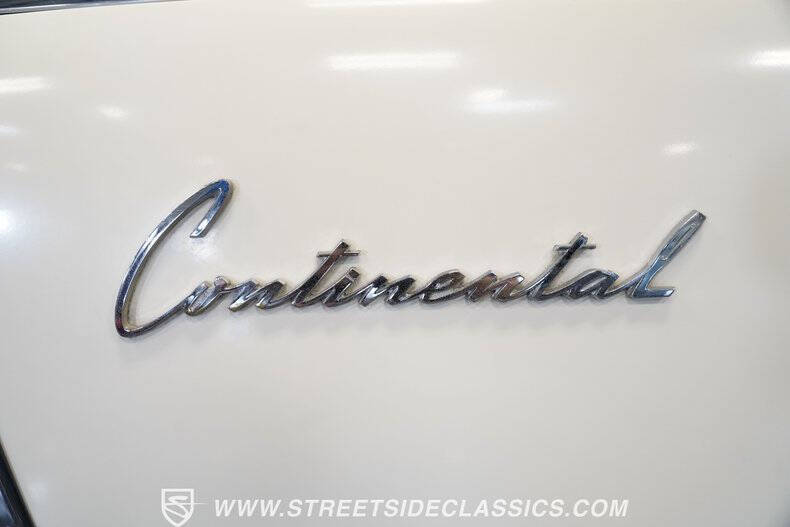 1962 Lincoln Continental