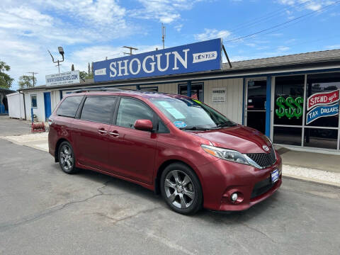 2016 Toyota Sienna for sale at Shogun Auto Center in Hanford CA