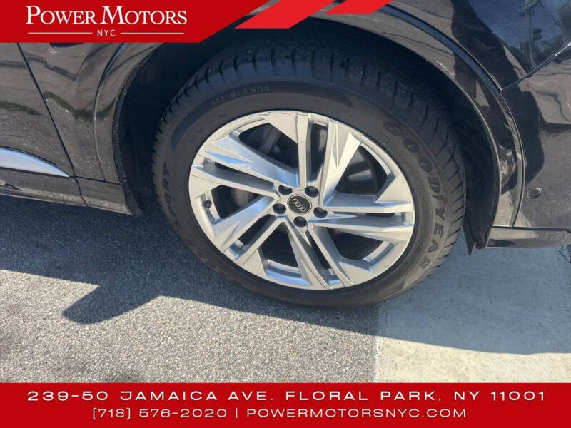 2023 Audi Q7 quattro Premium Plus 55 TFSI