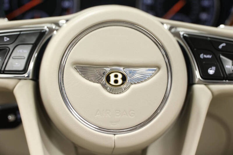 2020 Bentley Bentayga Hybrid