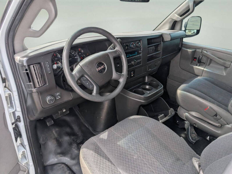 2018 GMC Savana 2500