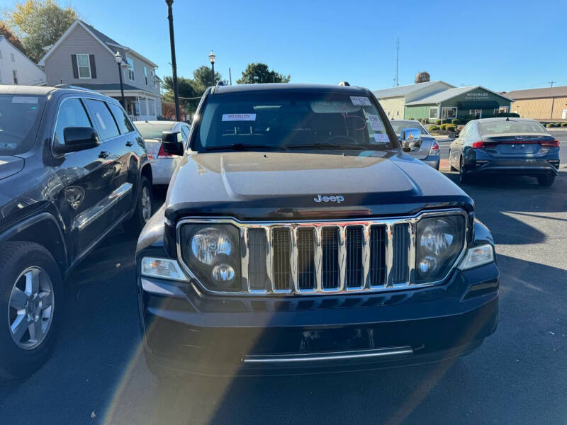 Image 8 of 2011 Jeep Liberty Sport Jet