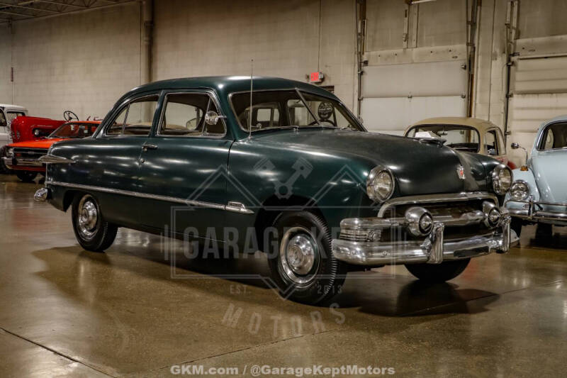 1951 Ford Custom Deluxe