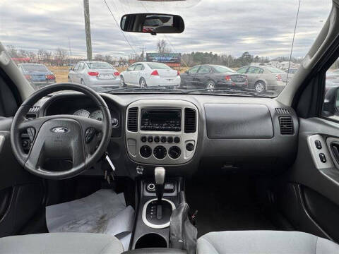 2005 Ford Escape HEV