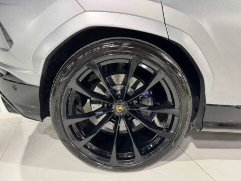 2022 Lamborghini Urus