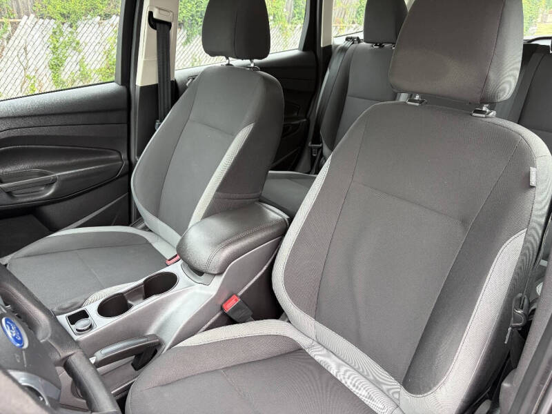 2014 Ford Escape S