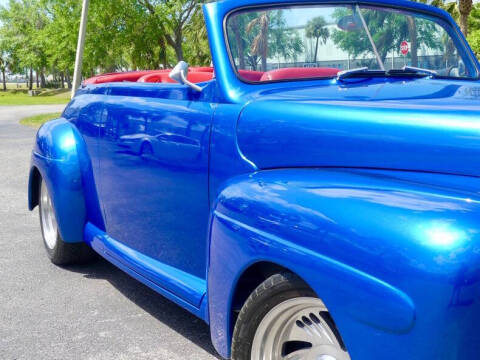 1948 Ford Super Deluxe