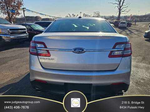 2016 Ford Taurus SE