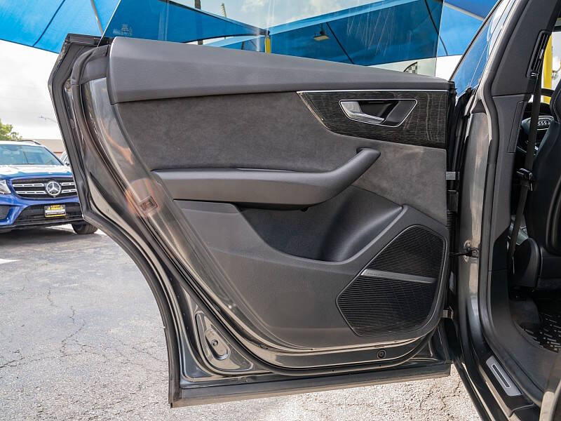 2021 Audi SQ8 4.0T quattro Premium Plus