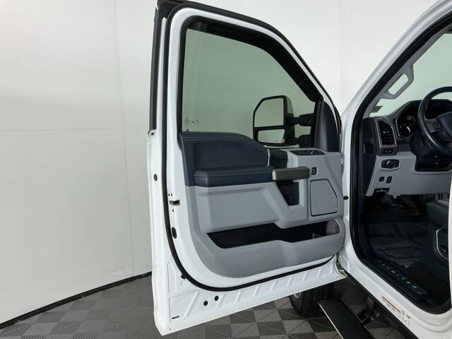 2022 Ford F-450 Super Duty Limited