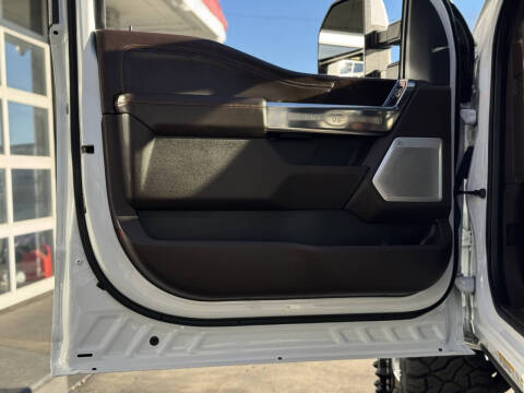 2023 Ford F-450 Super Duty King Ranch