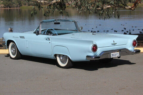 1957 Ford Thunderbird