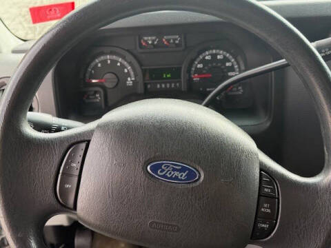 2009 Ford E-Series E-350 SD XL