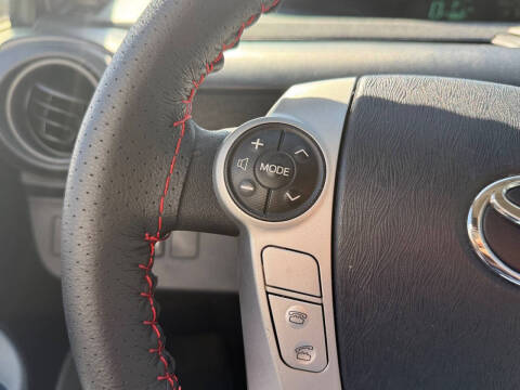 2013 Toyota Prius c One