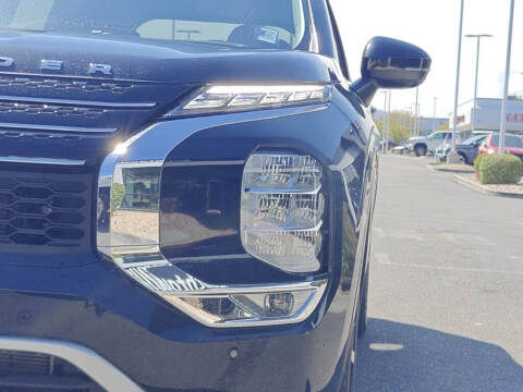 2025 Mitsubishi Outlander PHEV SE
