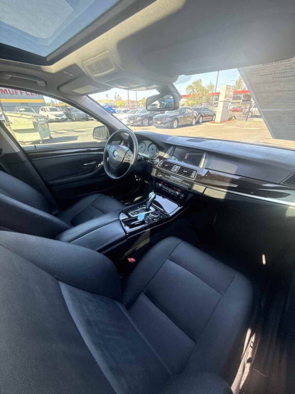 2014 BMW 5 Series 528i