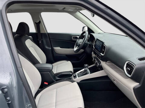 2024 Hyundai Venue SEL