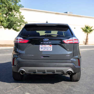 2021 Ford Edge Titanium