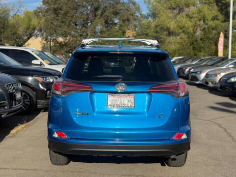 2016 Toyota RAV4 LE