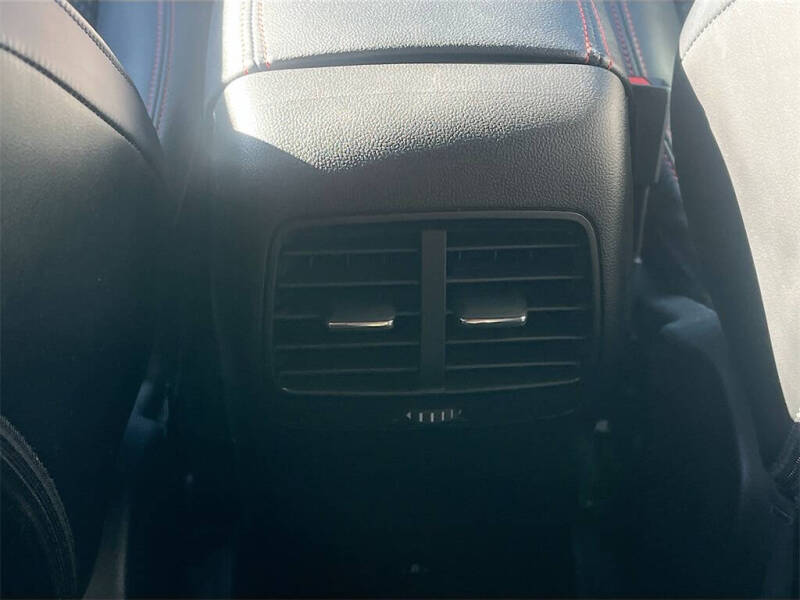 2025 Ford Escape Hybrid ST-Line Select