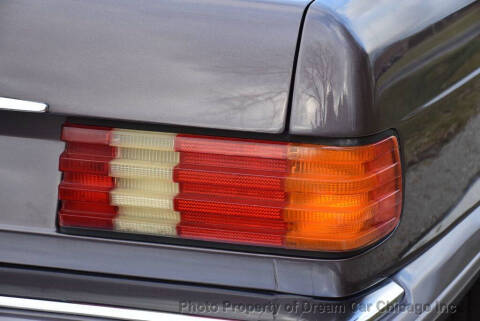 1991 Mercedes-Benz 560-Class 560 SEL