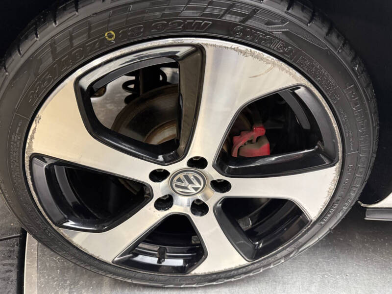 2016 Volkswagen Golf GTI SE