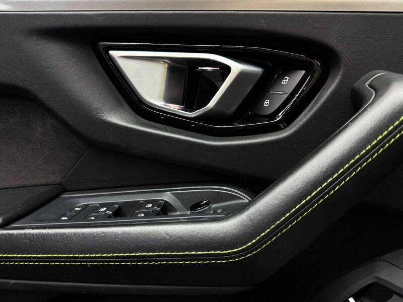 2019 Lamborghini Urus