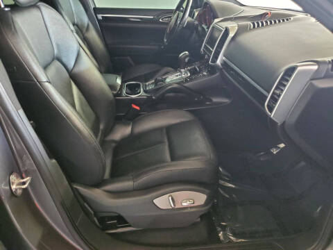 2012 Porsche Cayenne