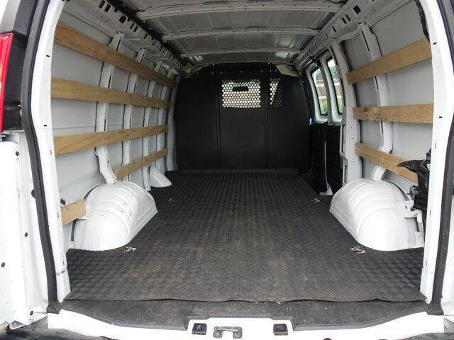 2024 Chevrolet Express 2500