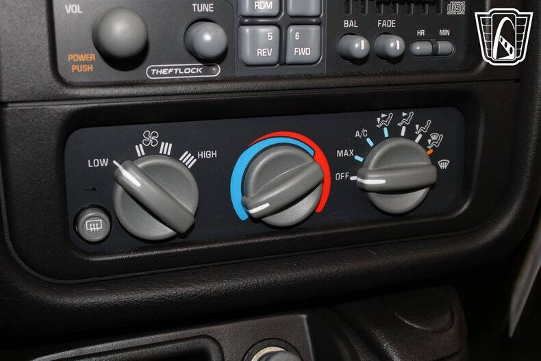 2002 Pontiac Firebird