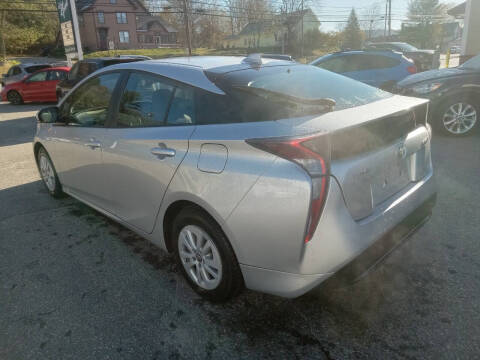 2016 Toyota Prius Two