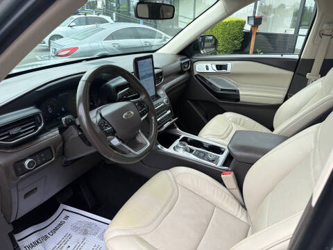 2020 Ford Explorer Platinum